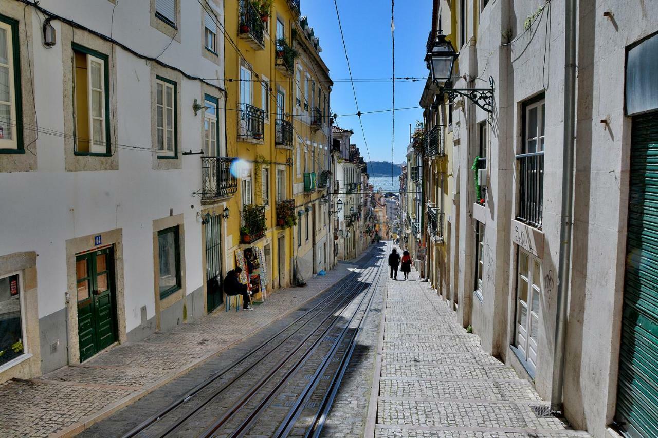 Bica Cosy Apartment Lisbon Luaran gambar