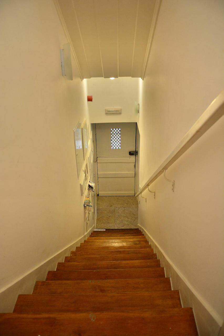 Bica Cosy Apartment Lisbon Luaran gambar