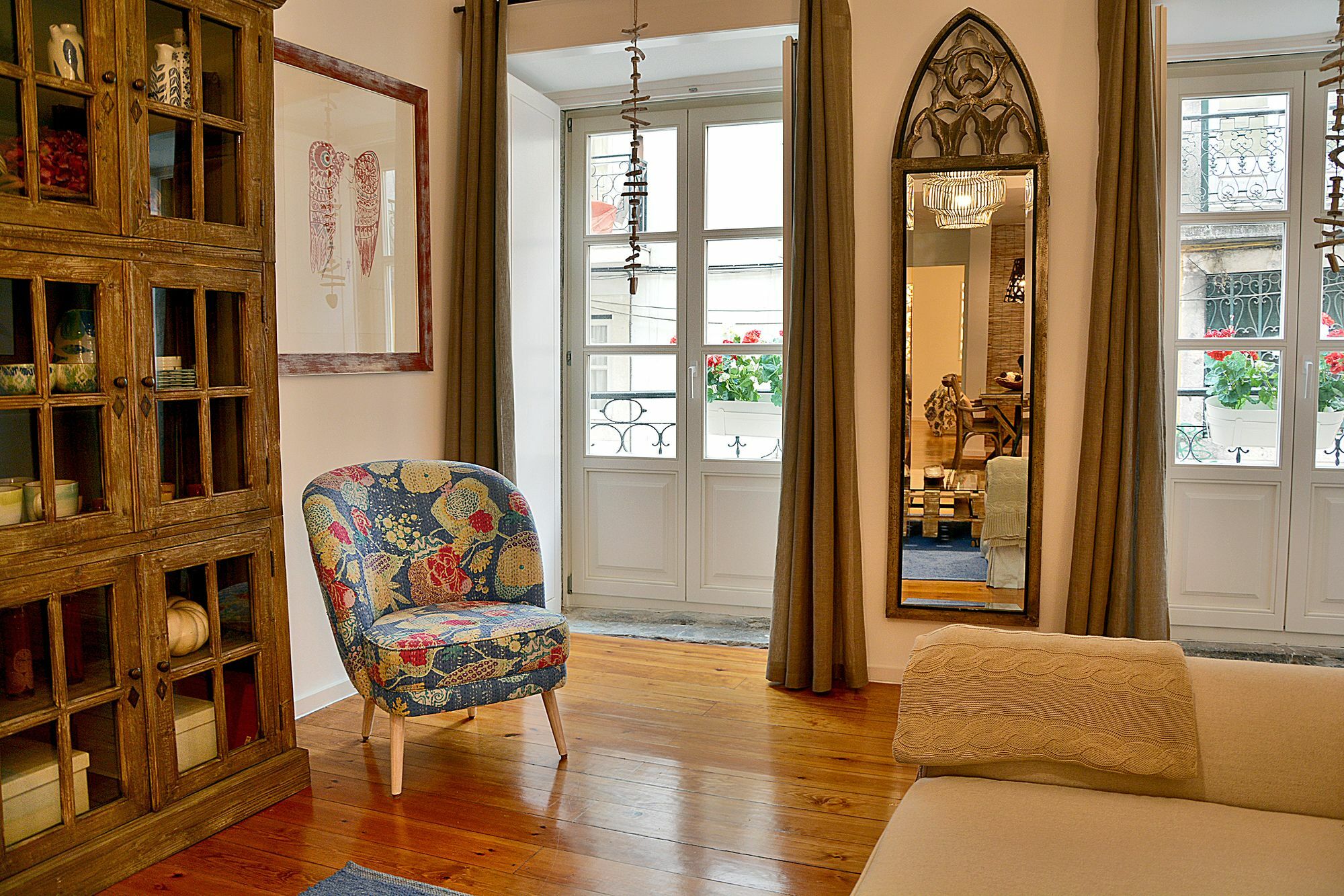 Bica Cosy Apartment Lisbon Luaran gambar
